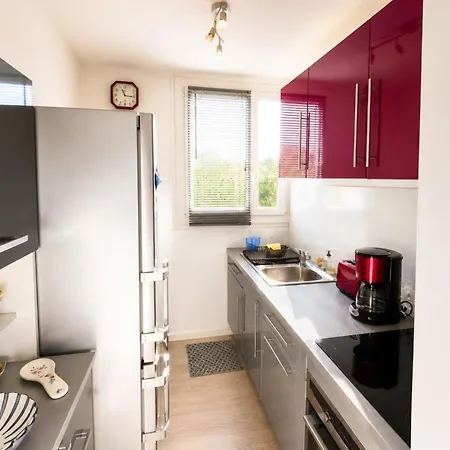 Close To The Town Center And The Apartment *