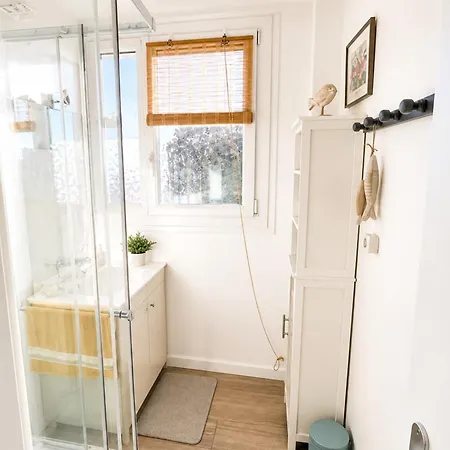 Apartment Close To The Town Center And The Saint-Raphael (Var)