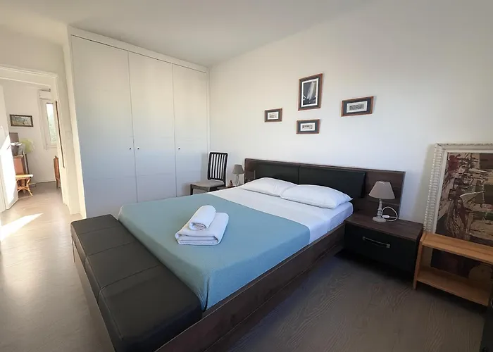 Close To The Town Center And The Saint-Raphaël